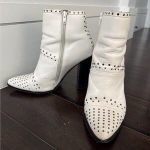 Steve Madden Ivory Studded Heeled Boots